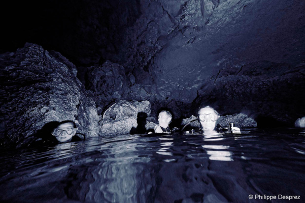 Dans les poches d'Air de la Grotte Amédien on peut y faire un brin de causette.