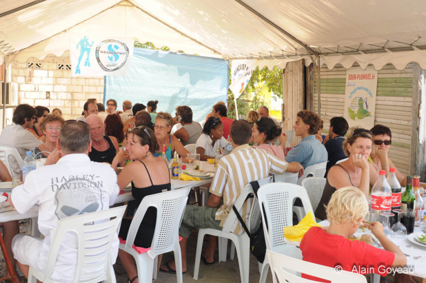 Mars 2010, Eden Plongée fêtait ses 10 ans. Mars 2010, Eden Plongée fêtait ses 10 ans.