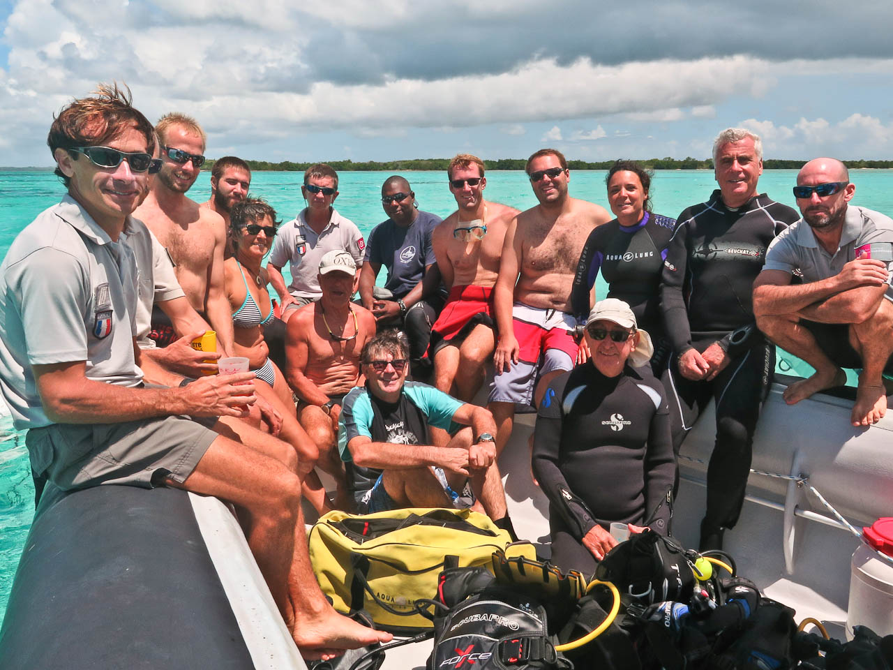 Les participants à la chasse aux poissons Lions.