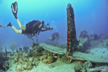L'épave du "Cessna" à Port-Louis Guadeloupe. L'épave du "Cessna" à Port-Louis Guadeloupe.