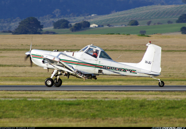 Sur le site de plongée de l'Avion, un Cessna Agwagon 188.